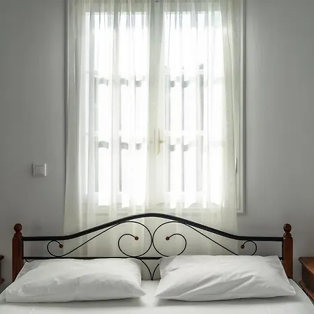 Afroksilia Gardenia * Lefkada City